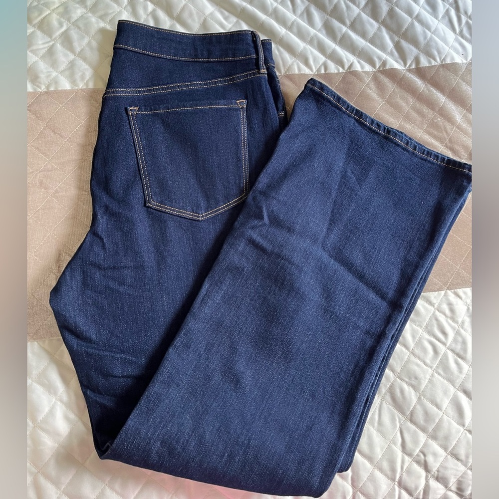 Old Navy High Rise Flares 14